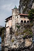 Eremo di S. Caterina del Sasso - La chiesa. 